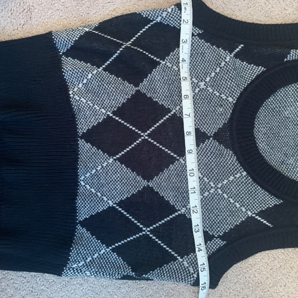 Sweater vest - Picture 4 of 4